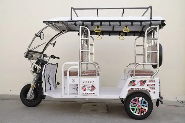 Joy E-Rickshaw photo 4
